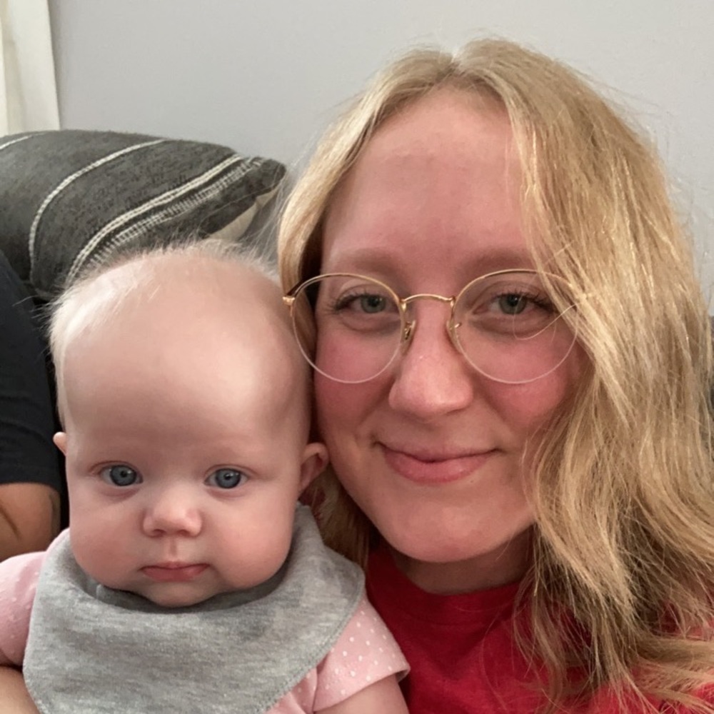 Meet your Posher, Rebecca